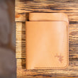 Încărcați imaginea în vizualizatorul Galerie, Portofel minimalist din piele naturala pentru CI si talon auto | #elanGO | completul - ELAN Minimalist Goods
