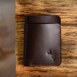 Încărcați imaginea în vizualizatorul Galerie, Portofel minimalist din piele naturala pentru CI si talon auto | #elanGO | completul - ELAN Minimalist Goods
