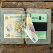 Încărcați imaginea în vizualizatorul Galerie, Portofel minimalist din piele naturala pentru CI, carduri si cash cu clips | #elanPlus | burghezul - ELAN Minimalist Goods

